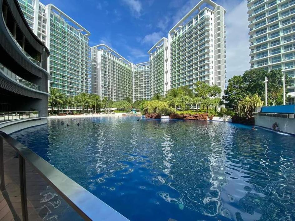 Manila Urban Resort At Azure 외부 사진