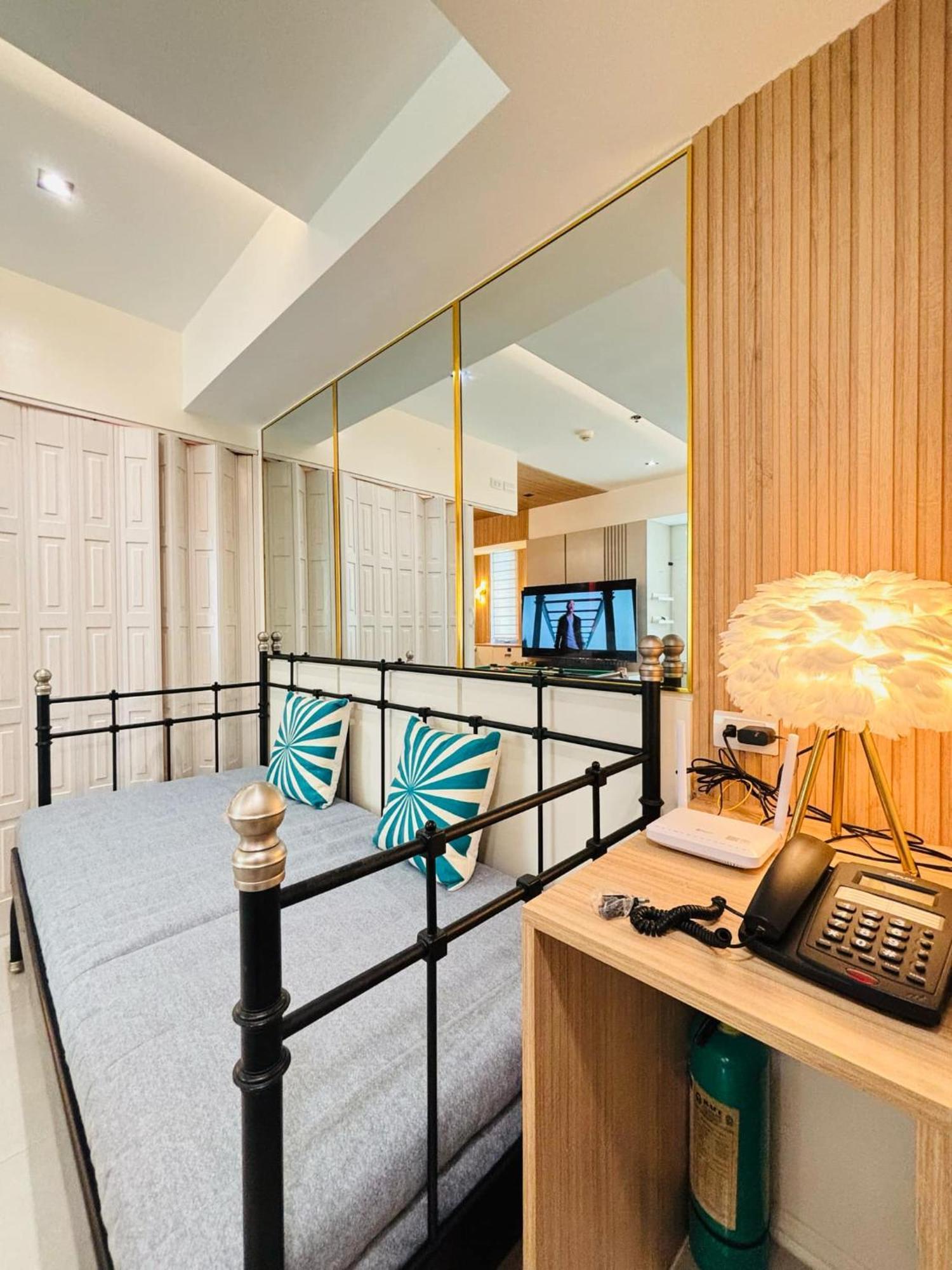 Manila Urban Resort At Azure 외부 사진
