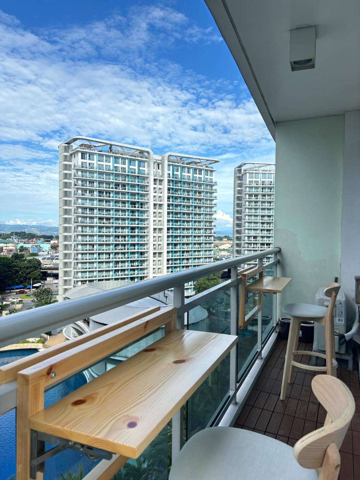 Manila Urban Resort At Azure 외부 사진