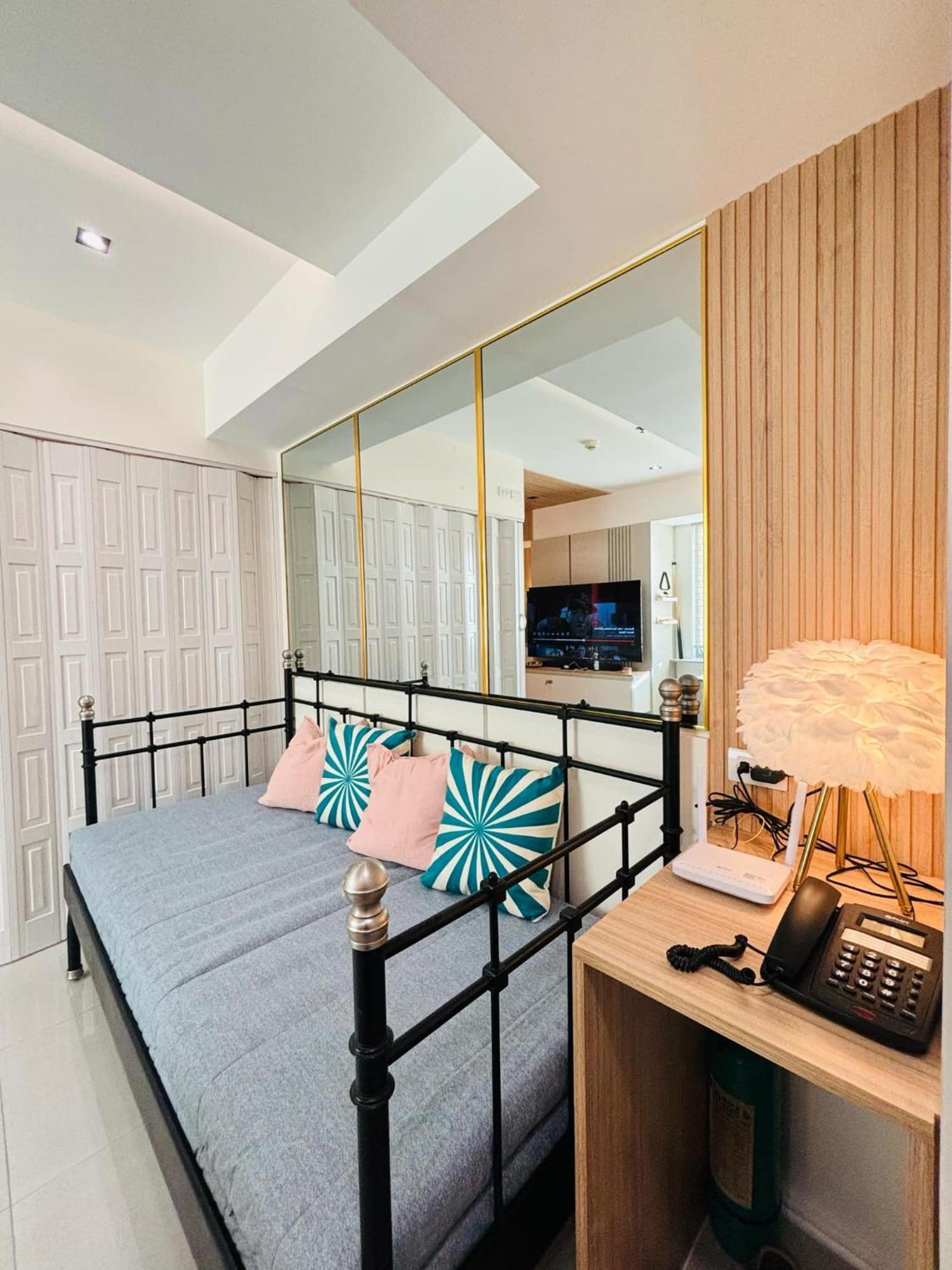 Manila Urban Resort At Azure 외부 사진
