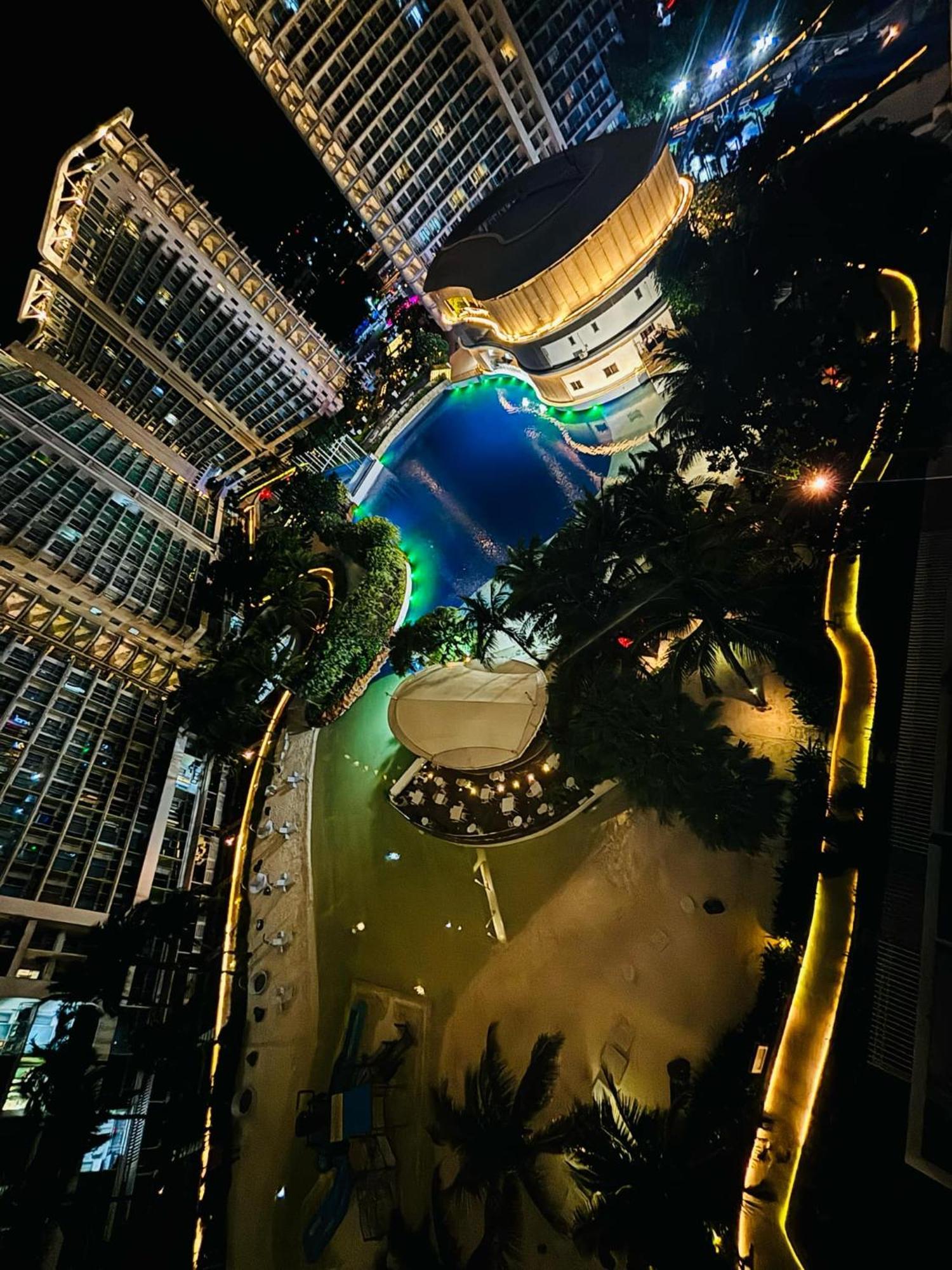 Manila Urban Resort At Azure 외부 사진